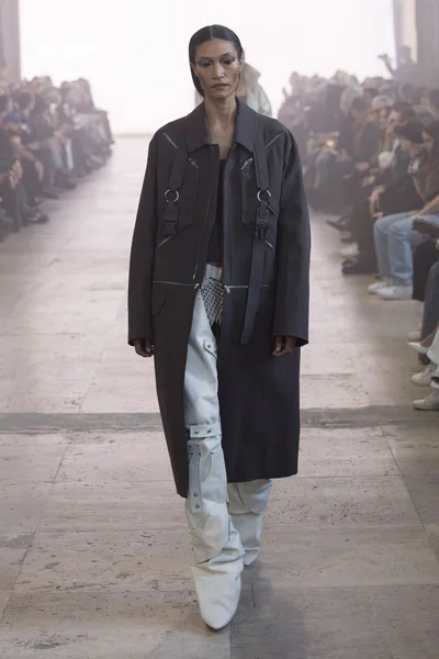 Look 39